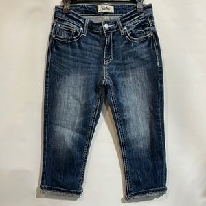 Daytrip Virgo Capris Size 27